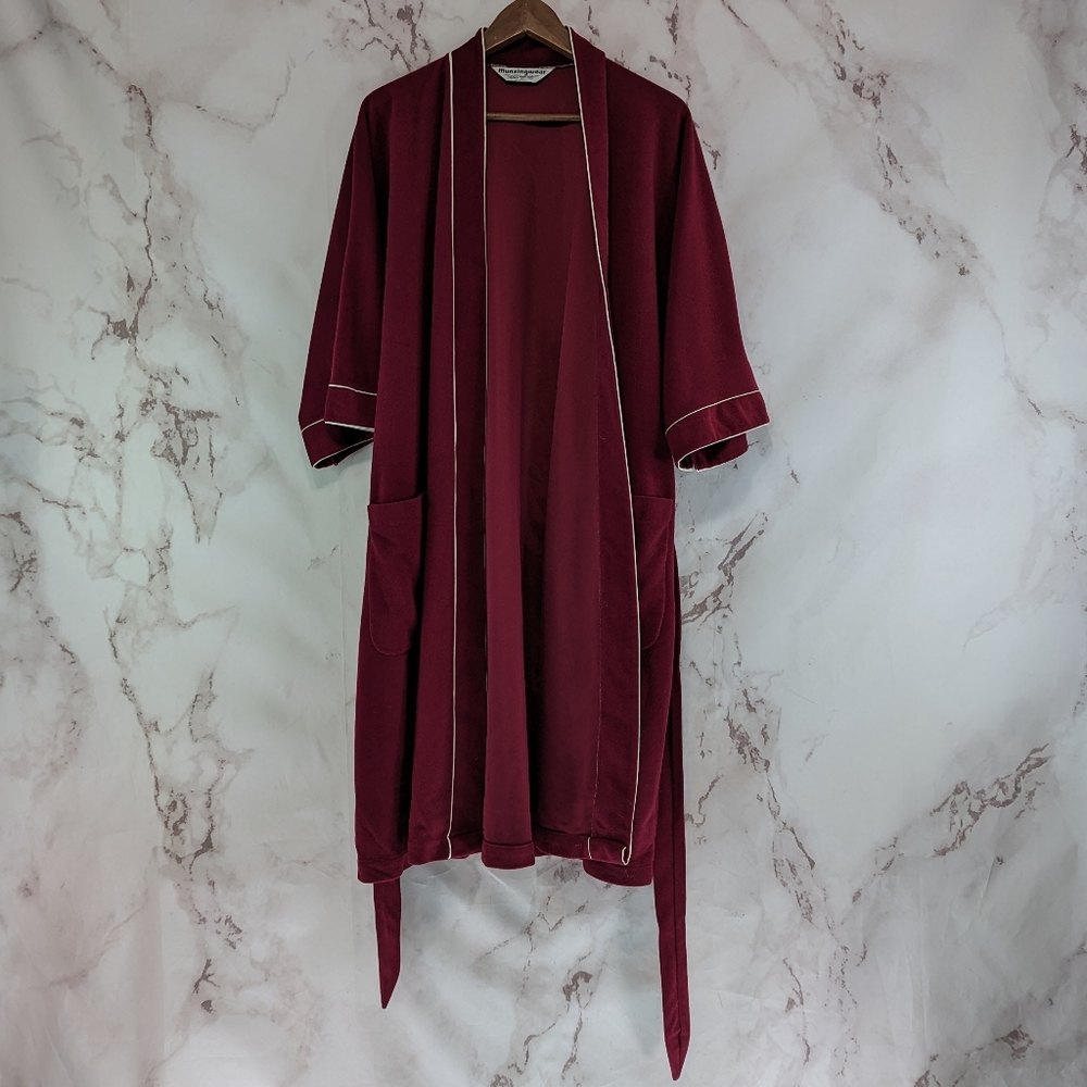 Munsingwear Robe Red 60s 70s Dacron Polyester Bath Smoking House Vtg Velvet